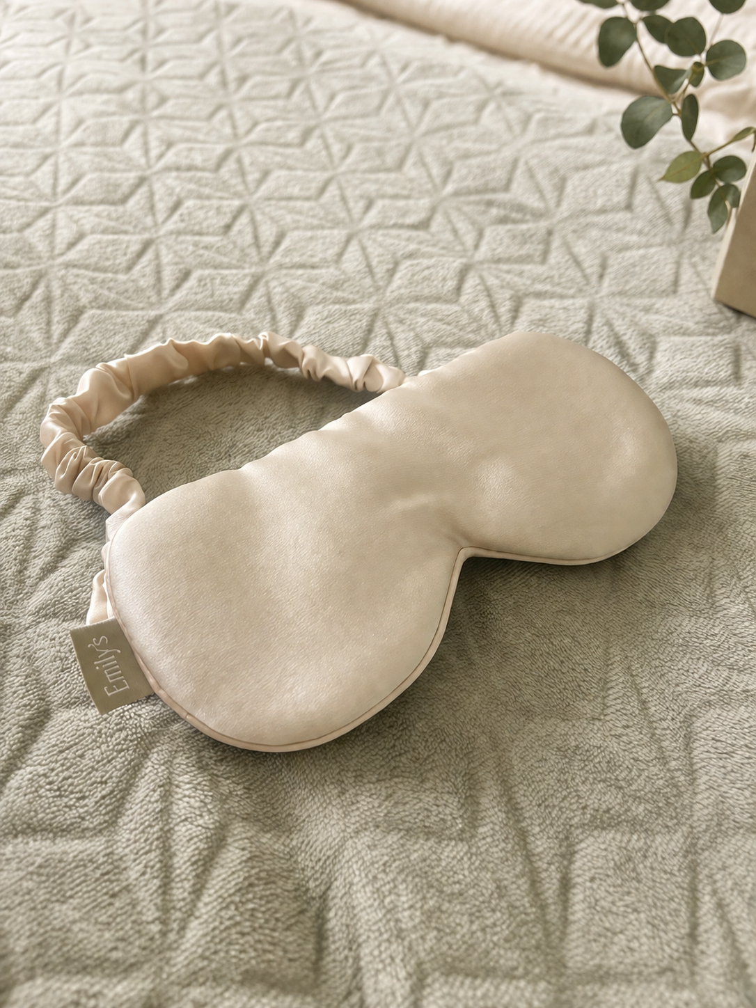 Silk organic sleepmask