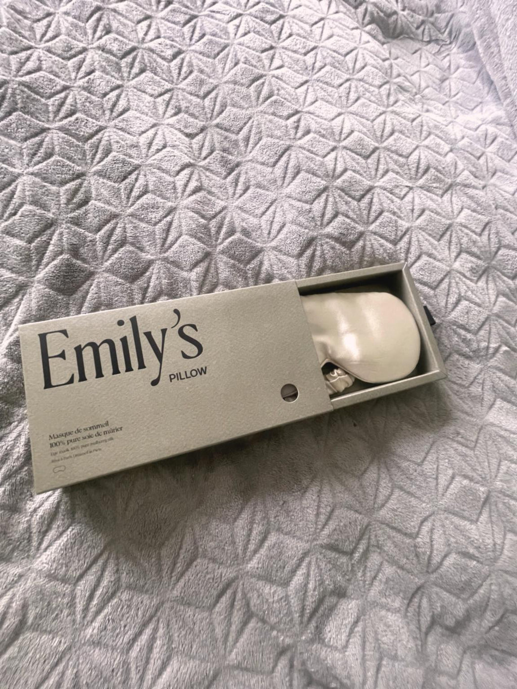 Silk organic sleepmask