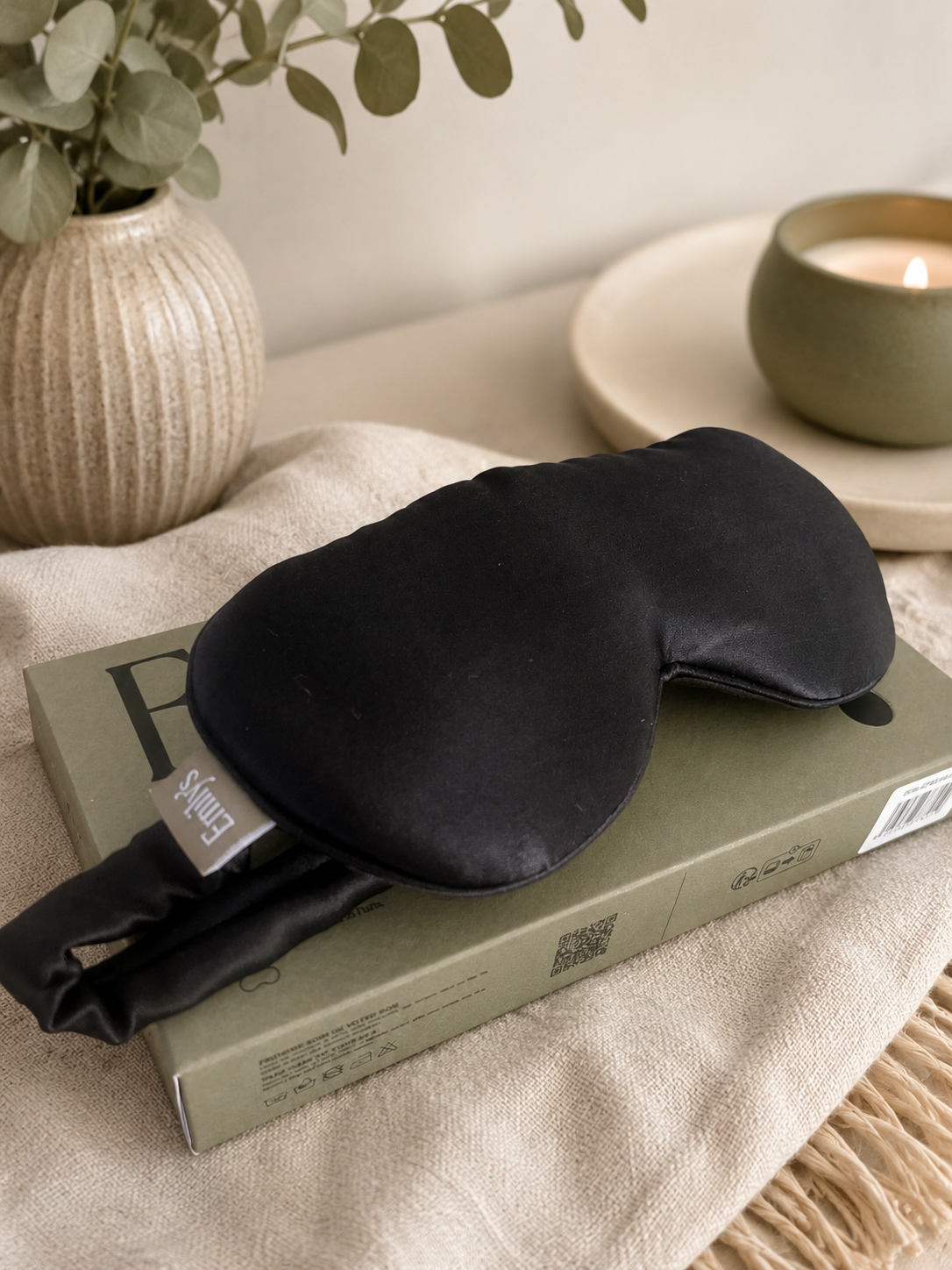 Silk organic sleep mask